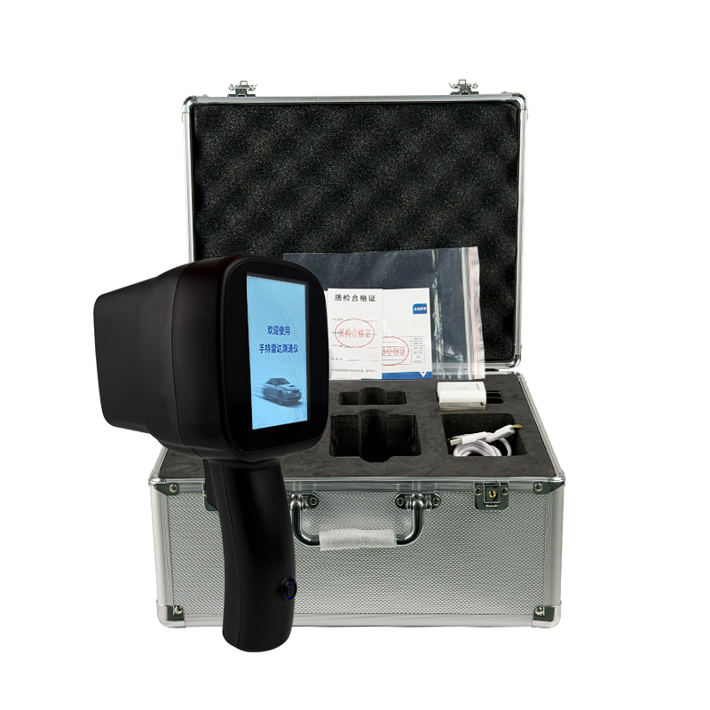 便攜式機(jī)動(dòng)車(chē)測(cè)速儀